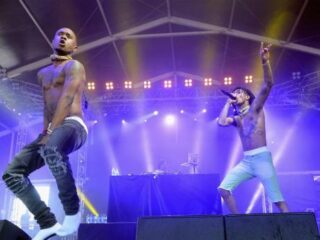 Rae Sremmurd aangeklaagd vanwege gooien waterfles