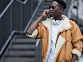 Nandoleaks met o.a. Estelle, Popcaan en Mr Eazi