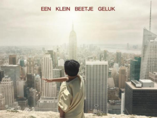 Ali B keert na tien jaar terug met nieuw album 'Een Klein Beetje Geluk'