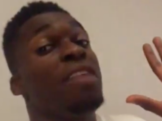 Défano Holwijn live op Insta onderbroken door boze moeder van fan (12)