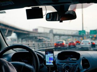 De vliegende auto komt sneller dan je denkt!