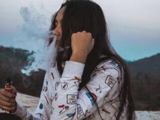 Longartsen willen e-sigaret het liefst verbannen