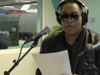 Lloyd de Meza covert 'Just Friends' van Musiq Soulchild