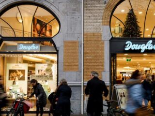 Pas op: make-up van Douglas en HEMA kan asbest bevatten