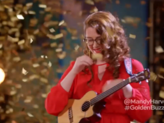 Dove zangeres bij America's Got Talent laat iedereen versteld staan