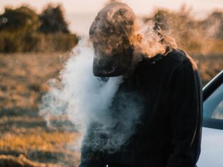 Michiel (21) gaf €50 per dag uit aan blowen en bouwde schuld van €10.000 op