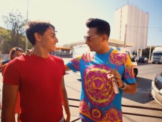 L'Algérino verrast afgestudeerde student en maakt clip met hem