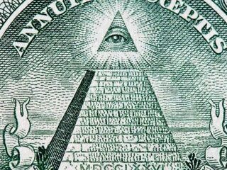 "De Illuminati bestaat!" - FunX Base met Yuki Christus & Ome Omar