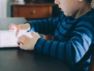 Oops: peuter blokkeert iPad voor 47 jaar