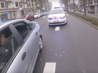 Aangehouden man geeft bizar slechte smoes na politieachtervolging