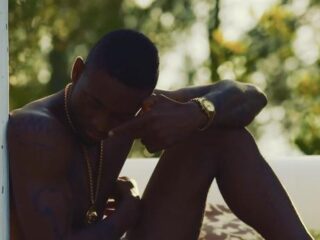 Slim Kofi's hit Tingele is terug in een nieuw jasje