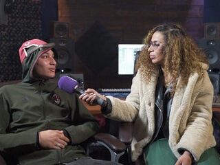 ADF Samski laat 'Tot We Vallen' met grote broer Ronnie Flex horen