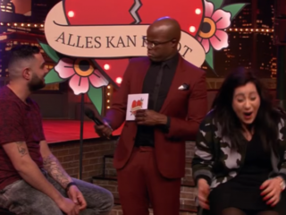 VIDEO: Alles kan kapot bij DINO, ook de relatie van dit Iraanse koppel