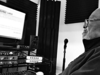 BeatsByArthur: deze 72-jarige opa gaat viral met zijn trapbeats