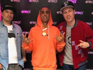 Bizzey bij FunX Latin: "DJ Snake had een tune met J. Balvin waar hij mij op wilde"