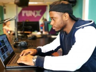 Vacature stagiair webredactie: dit is waarom jij bij FunX stage wil lopen