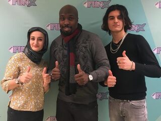 King Almightyyy laat zijn 'Mama van de Block' reageren op rappers