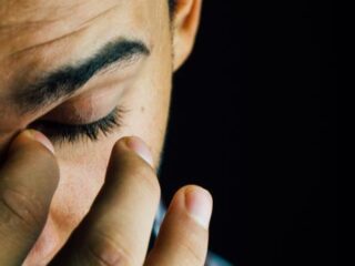 Logan (31) is al zestien jaar depressief en dit is hoe hij ermee omgaat