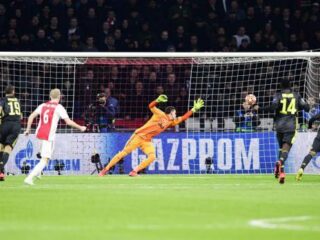 Ajax en Juventus spelen gelijk in spannende kwartfinalewedstrijd Champions League