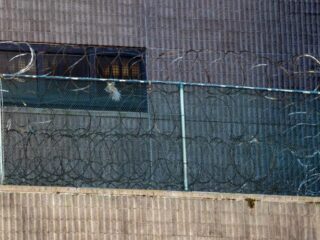 Miljardair Jeffrey Epstein pleegt zelfmoord in cel