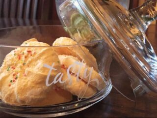 High tea International: Maizenakoekjes