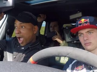 VIDEO: Humberto schreeuwt in auto van Max Verstappen