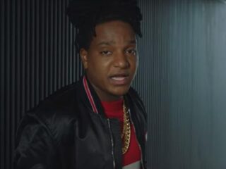 Jonna Fraser is verliefd in nieuwe clip One Time