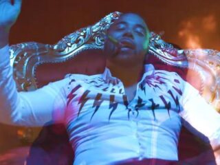 Mula B brengt (letterlijk) vuur samen met 3Robi in clip van Gang