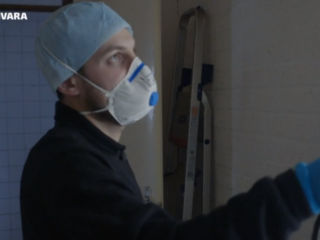 Traumaschoonmaker Tuğrul maakt ruimtes met lijken schoon: "Het is heel verdrietig"