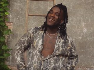 Waarom Burna Boy sowieso in jouw playlist hoort deze zomer