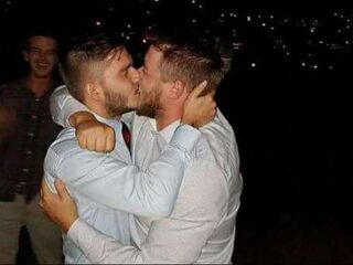 Online ontmoeting tussen naamgenootjes leidt tot ultieme bromance