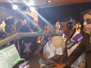 Broederliefde wint Best Group: "In het rijtje Messi en Ronaldo!"