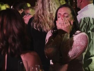 Gulle baas verrast werknemers met 10 miljoen aan bonussen