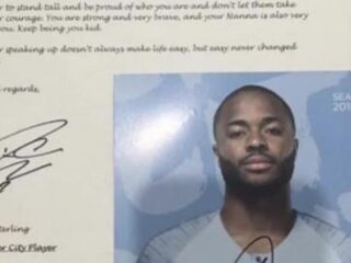 Raheem Sterling stuurt motiverende brief aan jong slachtoffer van racisme