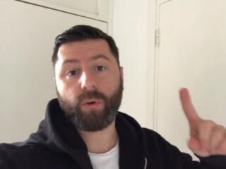 Examen essentials van meester Yasin: over faalangst, black outs en dikke fissa's