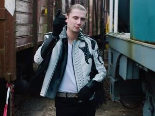 Nandoleaks met o.a. Maluma, Jeremih en Yung Felix