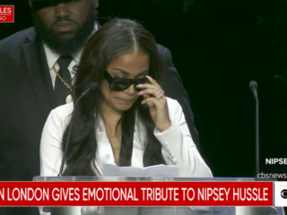 Nipsey Hussles vriendin Lauren London geeft krachtige speech tijdens zijn herdenking