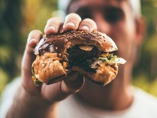 Een leven zonder vlees? Voor deze mannen is dat ondenkbaar