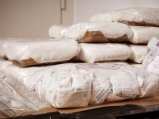 1000 kilo cocaïne gevonden tussen bananen in haven Rotterdam