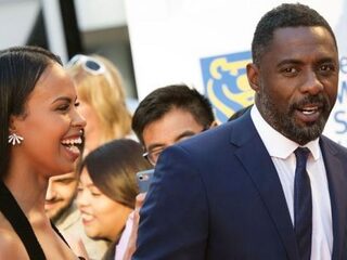 Idris Elba vraagt vriendin ten huwelijk tijdens screening film
