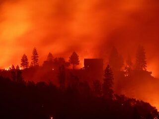 31 doden en 228 vermisten door bosbranden Californië