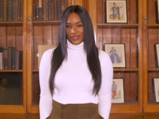 Dit is Nana Fofie's 'Djadja' mash up en ze maakt af!