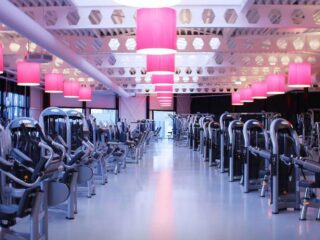 Fitnessketen BigGym sleept Nederlandse staat voor de rechter