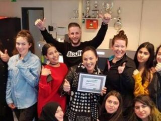 Hanae is de beste jongerenwerker van Utrecht: ''Ik zie zoveel struggles''