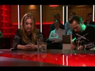Anouk zingt nummer over haat en laat DWDD-publiek sprakeloos achter