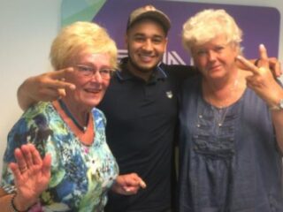 De oma's van The Granny Hip Hop Crew veroveren Youssefs hart!