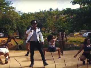 Heerlijke dancehallvibes in de Nandoleaks met o.a. Charly Black en Alkaline