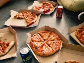 Droombaan: Gratis pizza proeven voor een maandsalaris