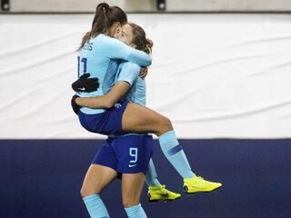 Nederlands vrouwenelftal plaatst zich voor het WK