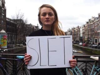 Milou Deelen stond op tegen slutshaming: ''Een jaar later hebben we het er nog over''